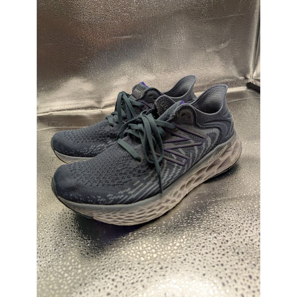 New Balance Fresh Foam 1080v11 Women’s Size 7.5 Gray Purple Running Shoes